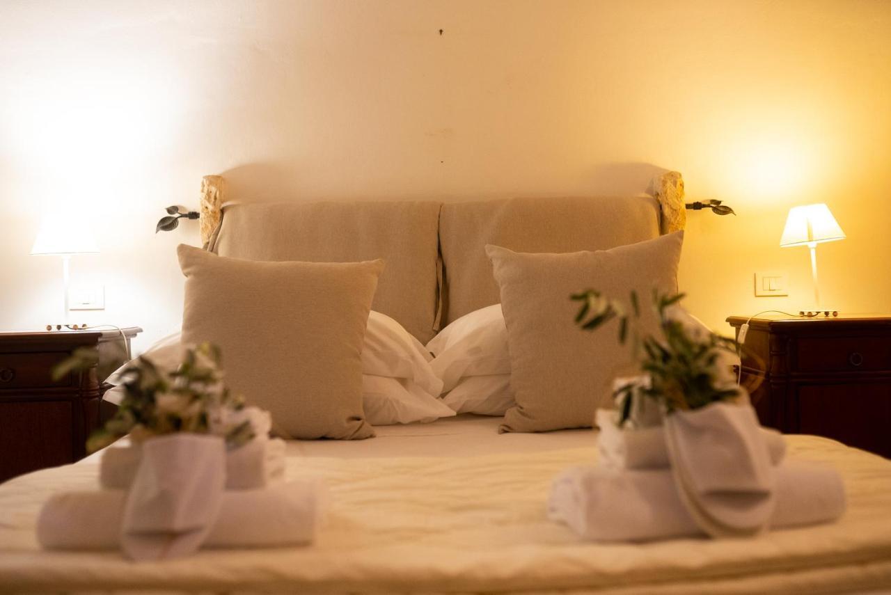 Masseria Montepaolo Dimora Di Charme กอนแวร์ซาโน ภายนอก รูปภาพ