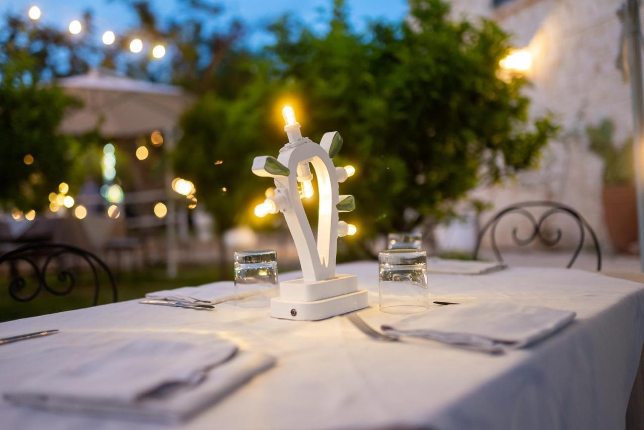 Masseria Montepaolo Dimora Di Charme กอนแวร์ซาโน ภายนอก รูปภาพ