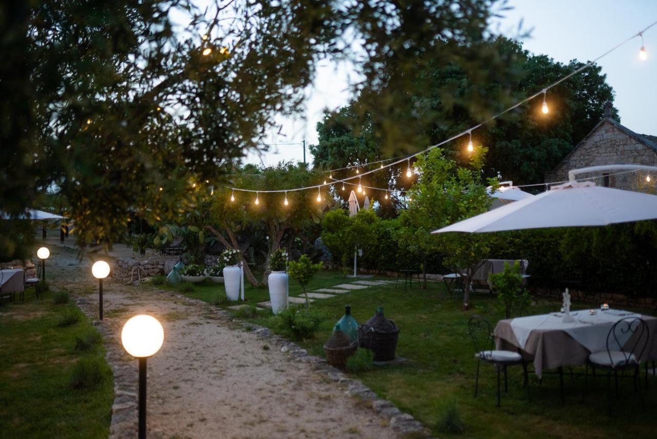 Masseria Montepaolo Dimora Di Charme กอนแวร์ซาโน ภายนอก รูปภาพ