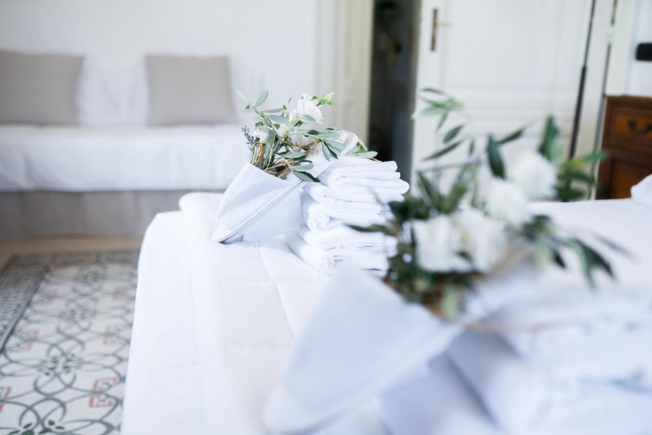 Masseria Montepaolo Dimora Di Charme กอนแวร์ซาโน ภายนอก รูปภาพ