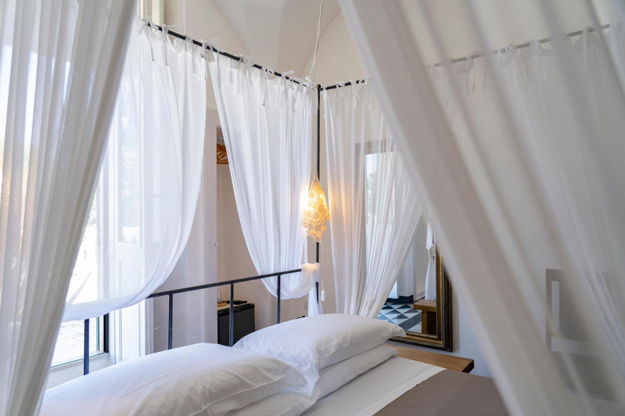 Masseria Montepaolo Dimora Di Charme กอนแวร์ซาโน ภายนอก รูปภาพ
