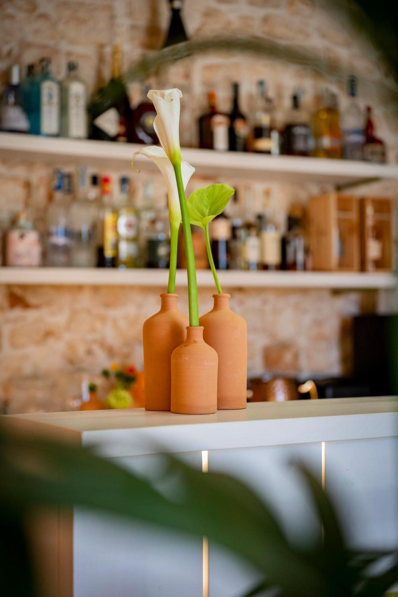 Masseria Montepaolo Dimora Di Charme กอนแวร์ซาโน ภายนอก รูปภาพ